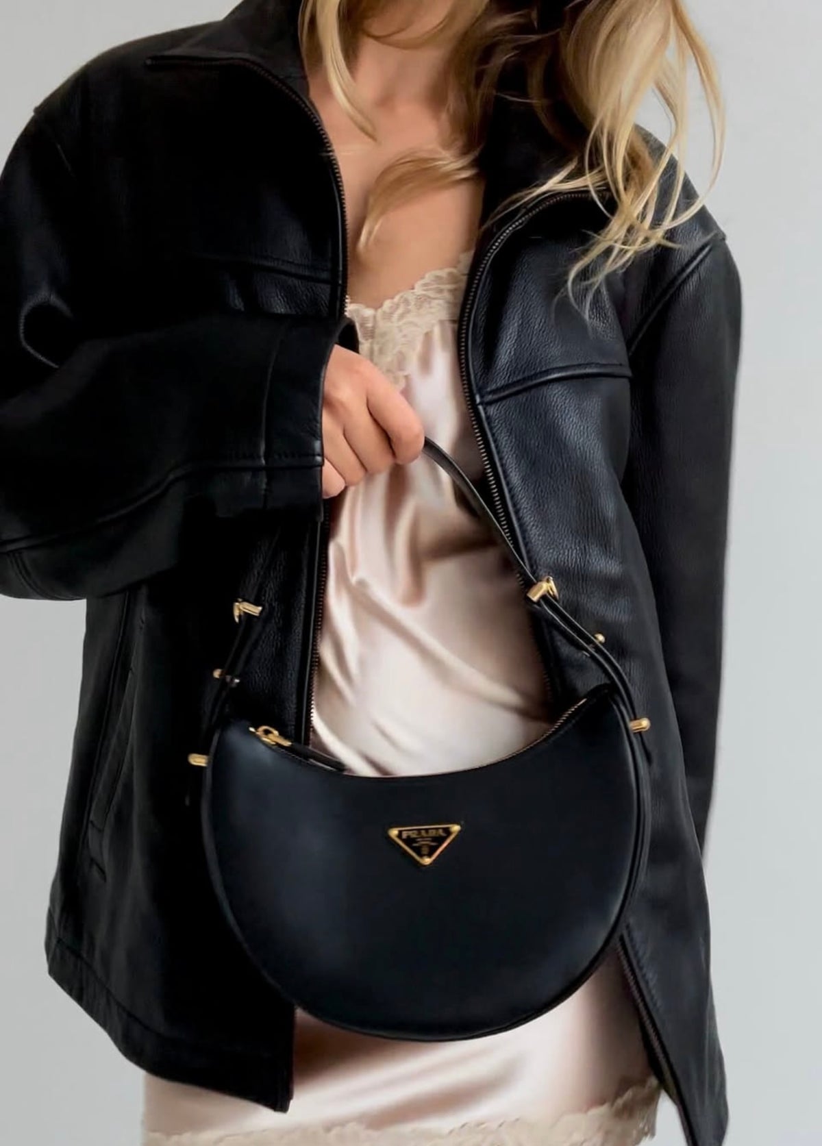 Women Black Leather Bomber jacket, ladies sheepskin retro jacket